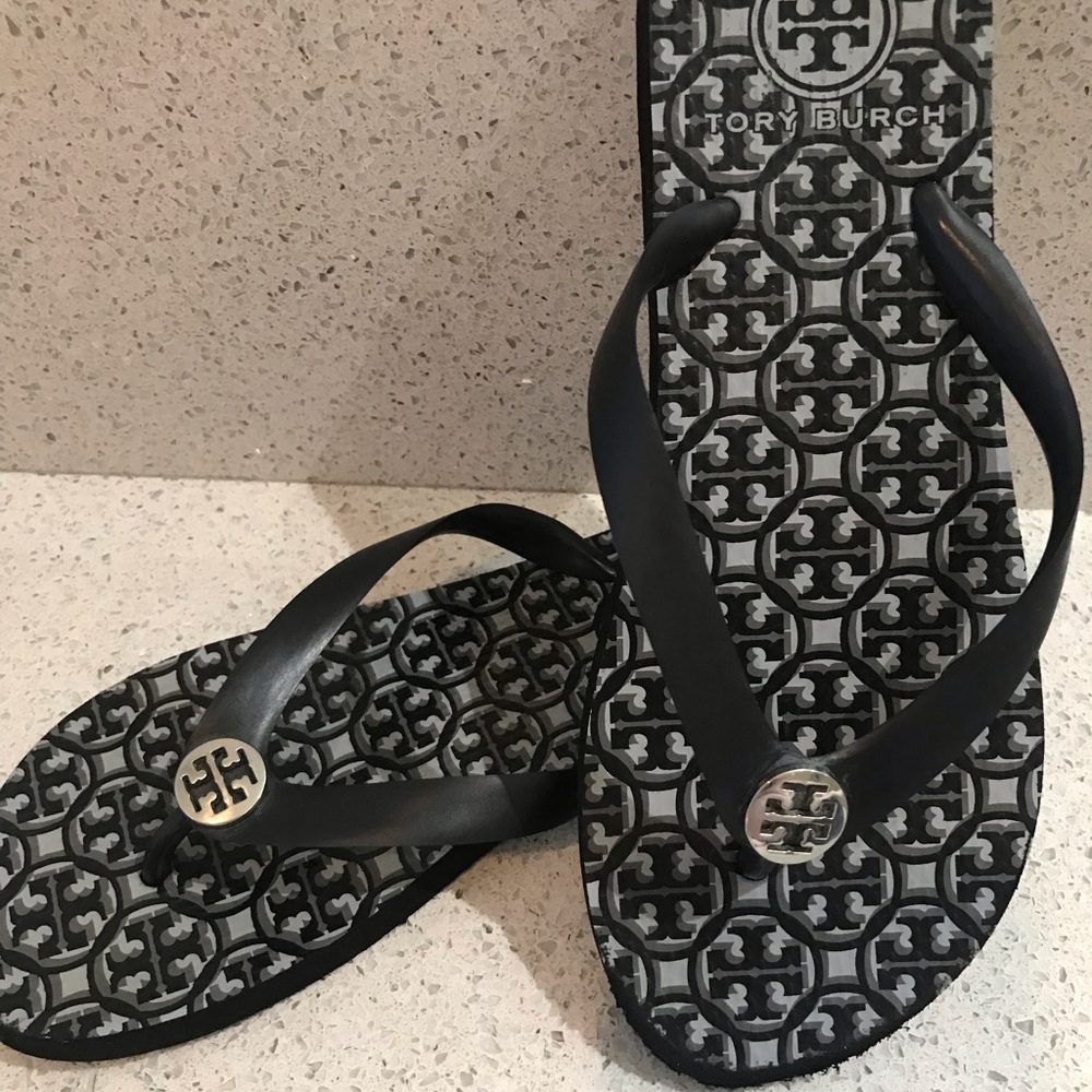 Tory Burch Flip flops